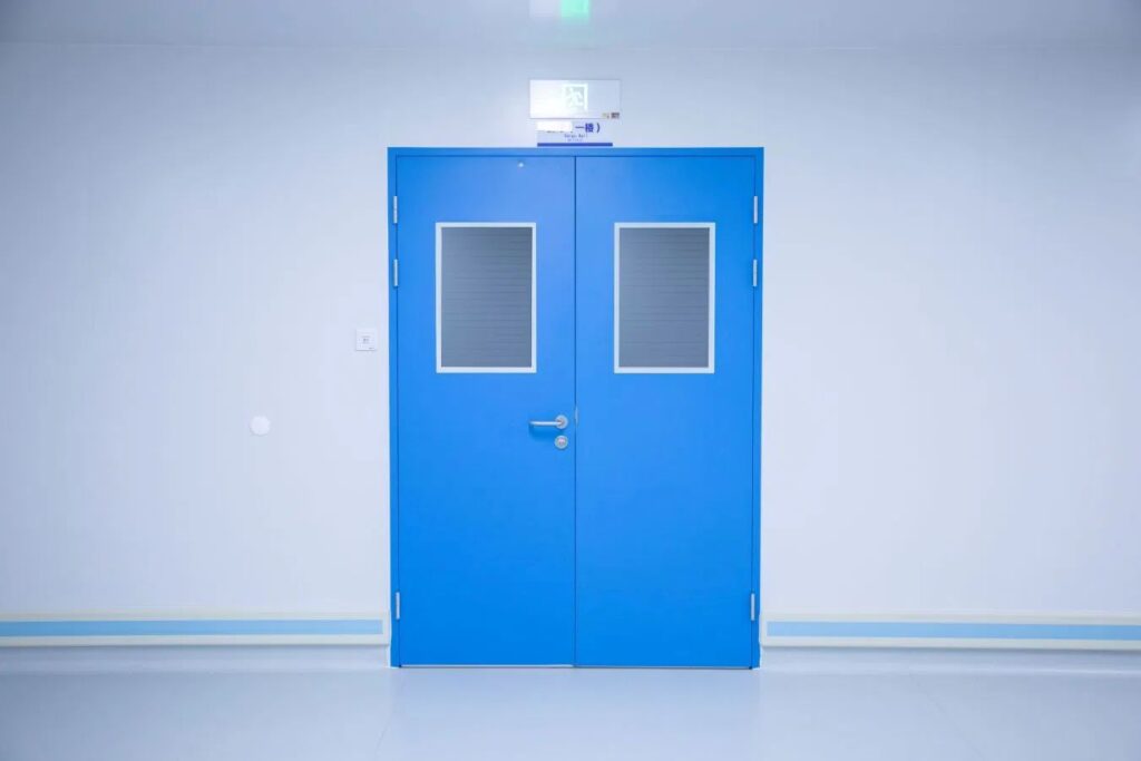 cleanroom doors, cleanroom doors manufacturer, pharma doors